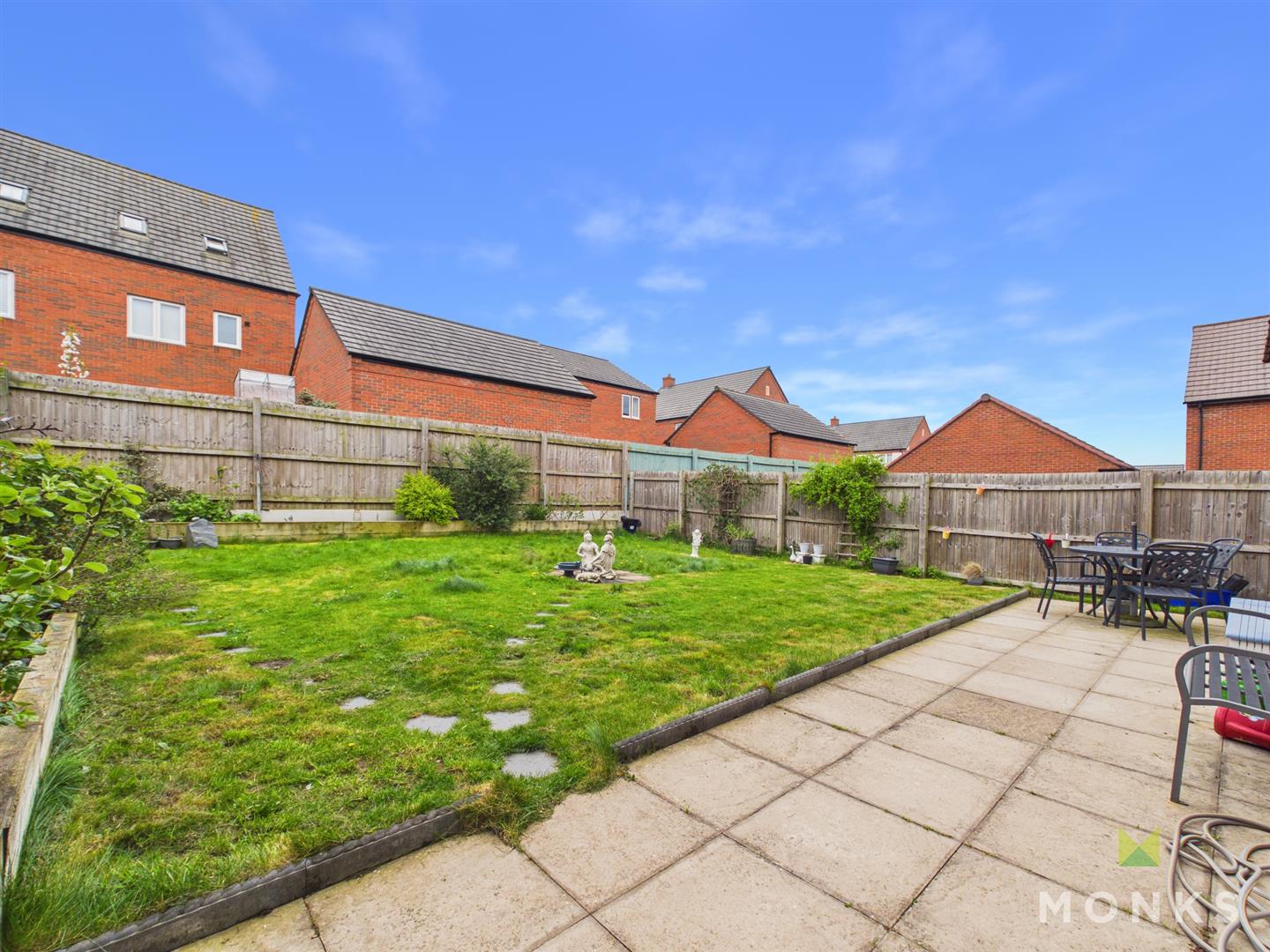 4 Price Close, Shrewsbury, SY2 6FW For Sale